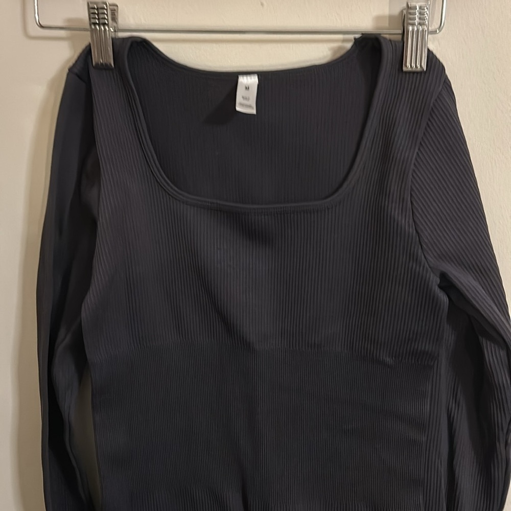 3 Ribbed Bodysuits - Picture 6 of 9
